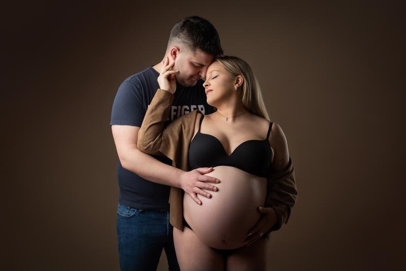 Fotografía de embarazo en Valladolid | VeliaStudio