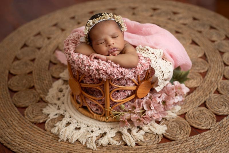 Fotografía de recién nacido newborn en Valladolid | VeliaStudio
