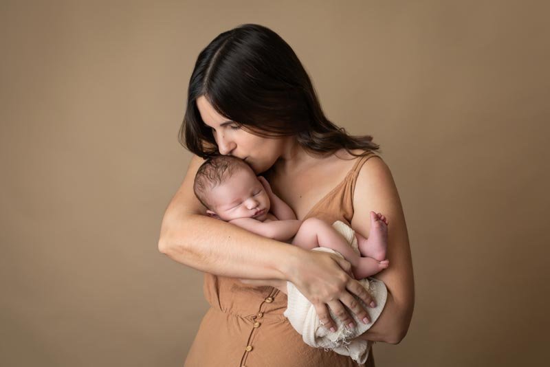 Fotografía de recién nacido newborn en Valladolid | VeliaStudio